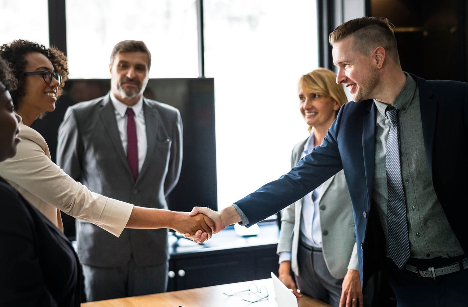 agent agreement boss brainstorming business businessman 1442697 pxhere.com
